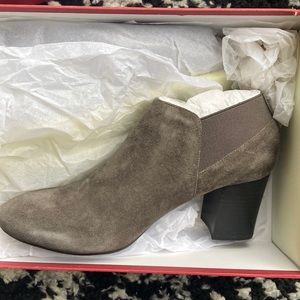 Vaneli suede shoes